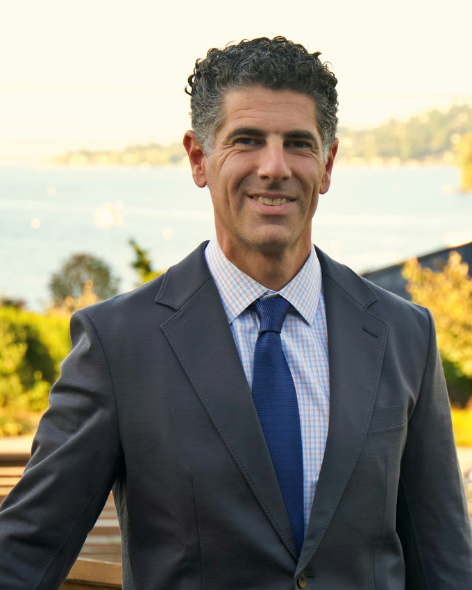 Daniel Alhadeff, Owner and Managing Broker